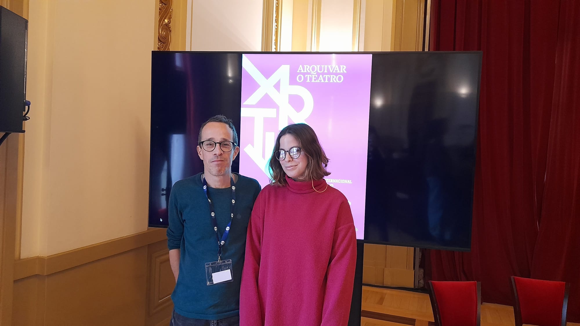 O Carlos Costa e a Carlota Castro estiveram na 1.ª Conferência Internacional do projeto ARTHE - Arquivar o Teatro.